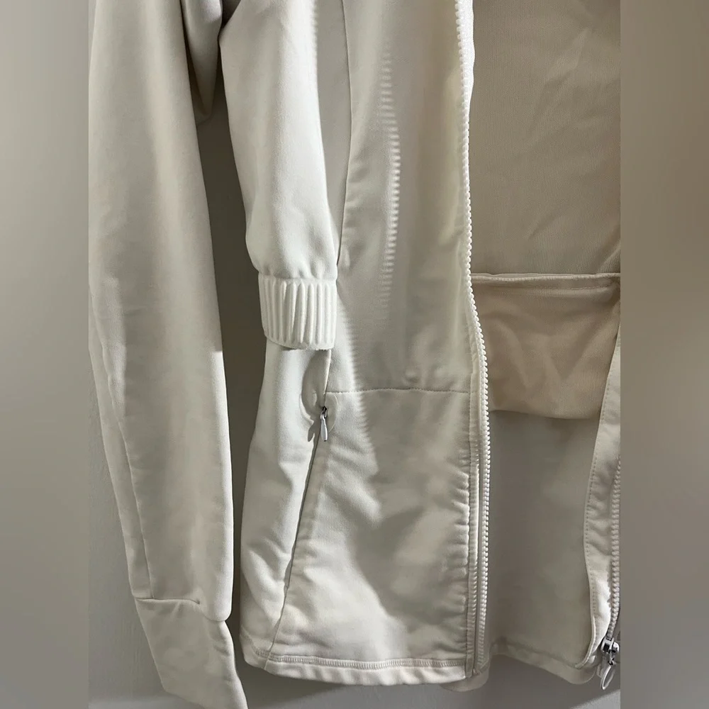 Fabletics Trinity Performance Jacket - Picture 4 of 10
